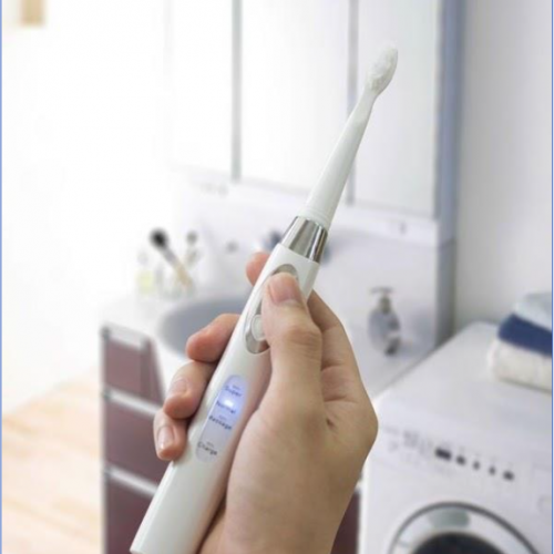 Smart electric toothbrush with BBT Temperature sensor